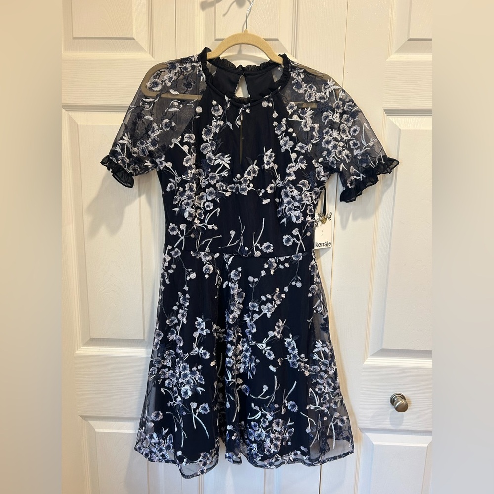 Dress 💙 - Picture 5 of 13